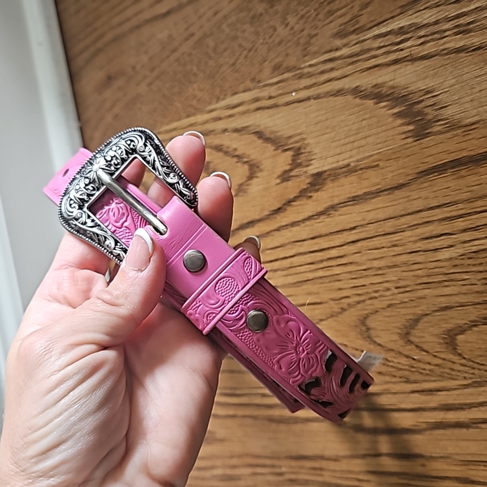 Girls Shyanne Pink Leather Western Floral Belt size 20.